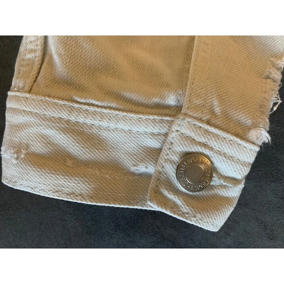 American Eagle Light Wash Denim Distressed Jacket, w/Cat Tapestry Size XL - Picture 5 of 11